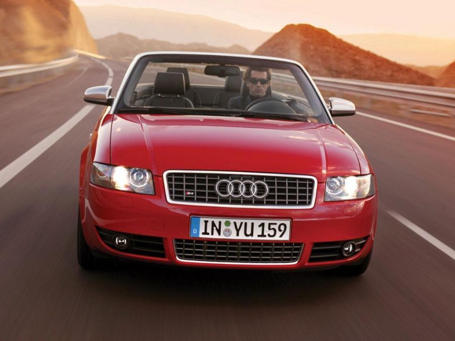  Audi S4 Cabriolet (B6, 8H) 2003 года  (фото 11 из 20)